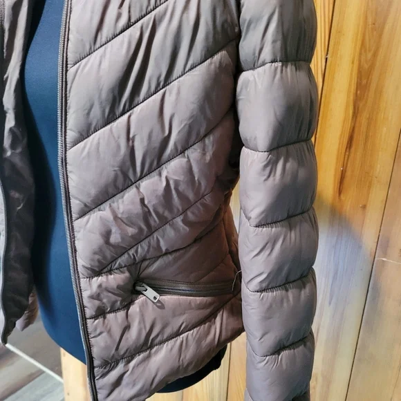 Women's Brown Quilted Jacket - Picture 4 of 10